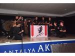 ÖZEL AKANT ORTAOKULU ÖĞRENCİLERİ ATA’YA BAĞLIKLIKLARINI BİR KEZ DAHA GÖSTERDİLER